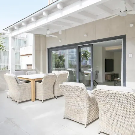 Spaces Urban Flat- 3 Bedrooms, 3 Bathrooms, Huge Terrace, Near *