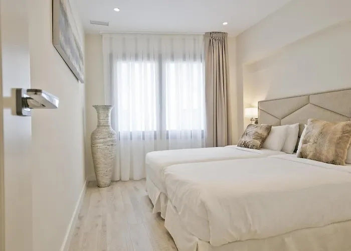 Spaces Urban Flat- 3 Bedrooms, 3 Bathrooms, Huge Terrace, Near شقة